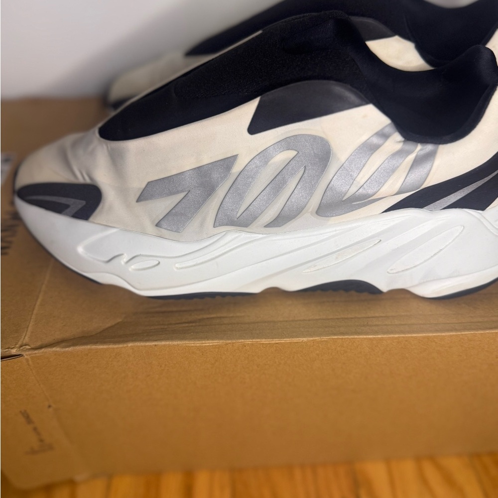 Adidas Black and White Sneakers with Chunky Design - Picture 4 of 5